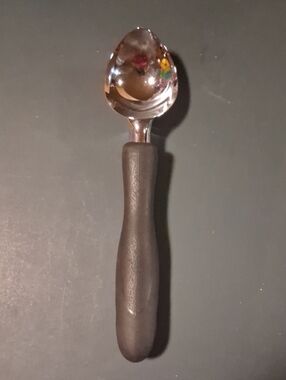 Cutco Ice Cream Scoop